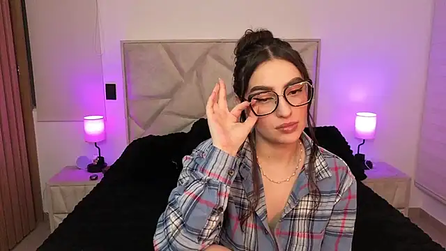 teseo and afroditha  online show from 6, 3, 2026