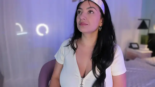 Snapshot of EvaaStevens chatting on 13, 3, 2025 EvaaStevens online show from 13, 3, 2025