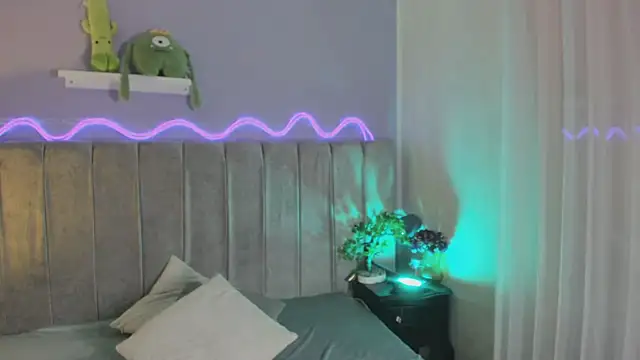 EvaaStevens online show from 9, 1, 2026