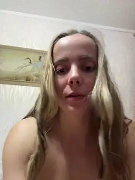 Snapshot of AlisaKissss chatting on 4, 7, 2026 AlisaKissss online show from 4, 7, 2026