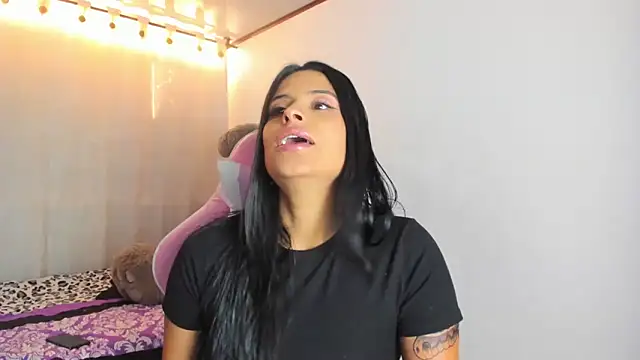 Snapshot of _elektrah chatting on 12, 9, 2025 elektrah online show from 12, 9, 2025