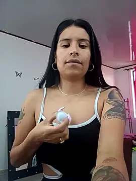 Snapshot of _elektrah chatting on 21, 9, 2025 elektrah online show from 21, 9, 2025