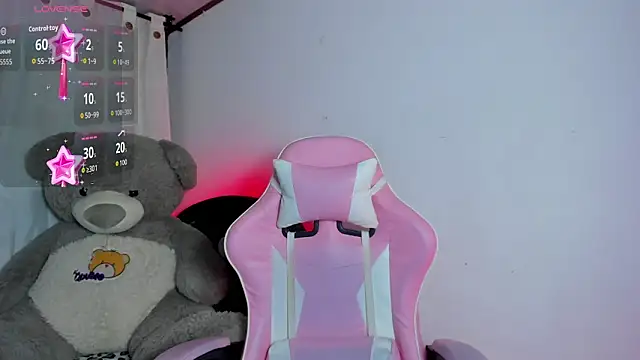 Snapshot of _elektrah chatting on 28, 10, 2025 elektrah online show from 28, 10, 2025