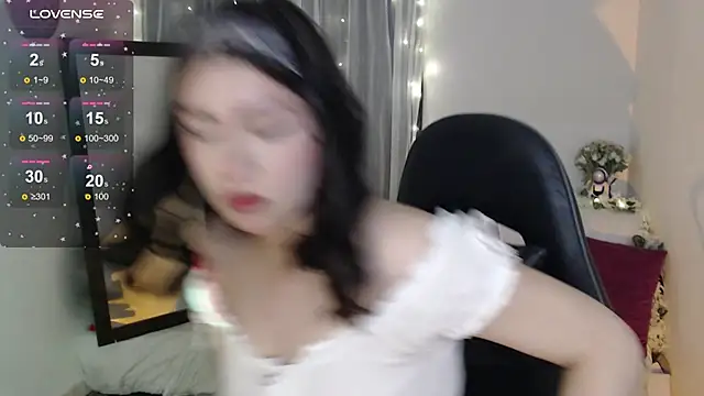 mily thomson b  online show from 13, 2, 2026