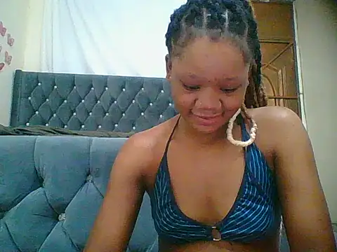 HotJeylee online show from 10, 11, 2025