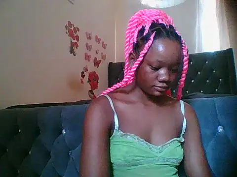 HotJeylee online show from 4, 12, 2025