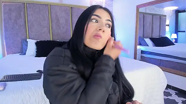 Snapshot of PaulinaDuarte chatting on 21, 2, 2026 PaulinaDuarte online show from 21, 2, 2026