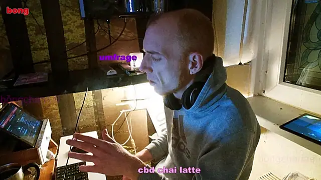 BongChannel online show from 3, 1, 2025