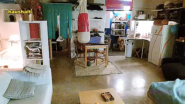 BongChannel online show from 11, 1, 2025