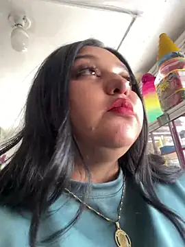 Snapshot of Kym_Owens chatting on 6, 2, 2025 Kym Owens online show from 6, 2, 2025