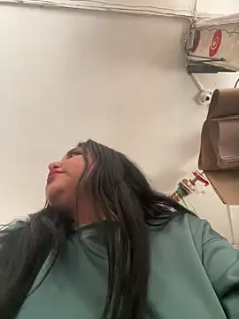 Snapshot of Kym_Owens chatting on 11, 3, 2025 Kym Owens online show from 11, 3, 2025