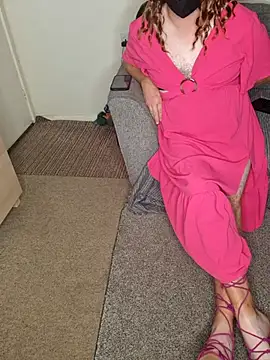 Snapshot of ellie-tv chatting on 25, 9, 2025 ellie-tv online show from 25, 9, 2025