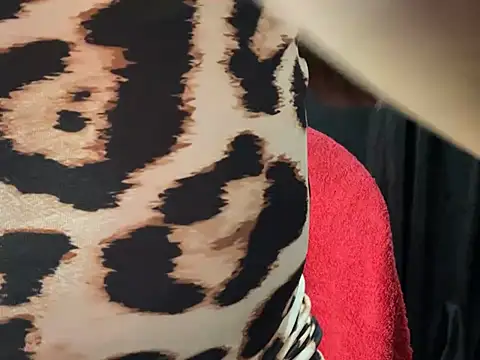 Sexy trisha  7 online show from 20, 1, 2025