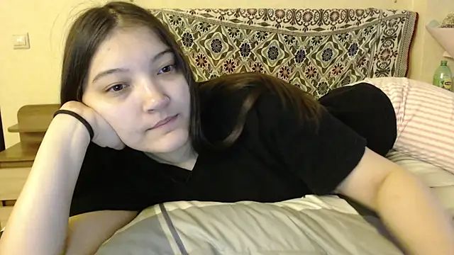 Snapshot of AlisaDevis chatting on 12, 1, 2025 AlisaDevis online show from 12, 1, 2025