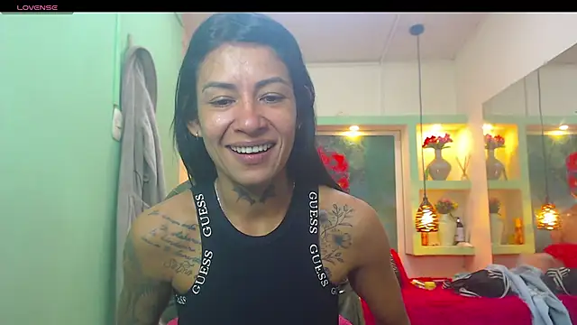 lorenapinto online show from 25, 5, 2026
