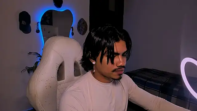 Young laroi online show from 10, 1, 2025