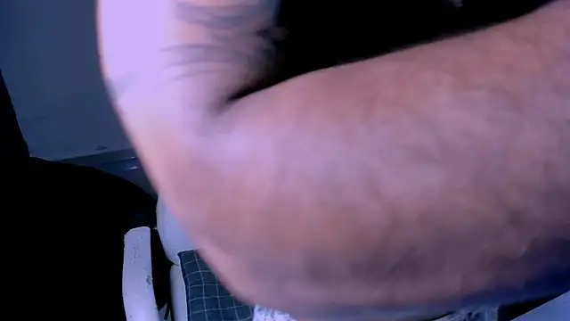 Young laroi online show from 8, 2, 2025