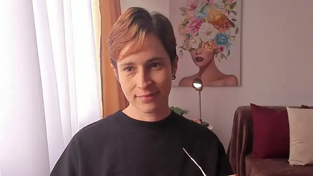 cuddlingbunny online show from 10, 3, 2025