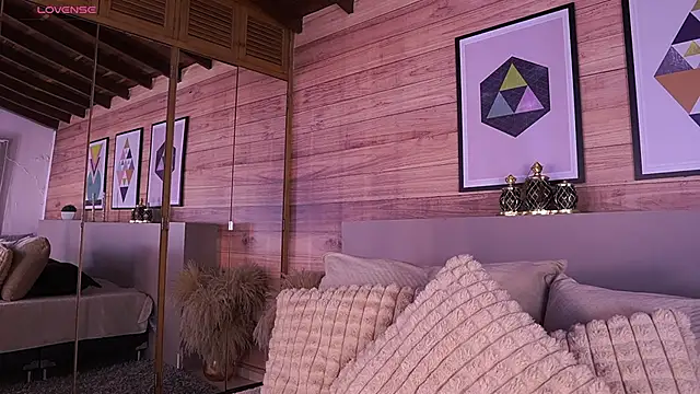 Snapshot of AmmyScott chatting on 9, 4, 2026 AmmyScott online show from 9, 4, 2026