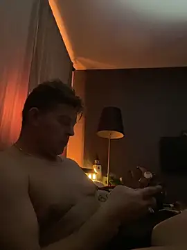 Teddan82 online show from 7, 12, 2024