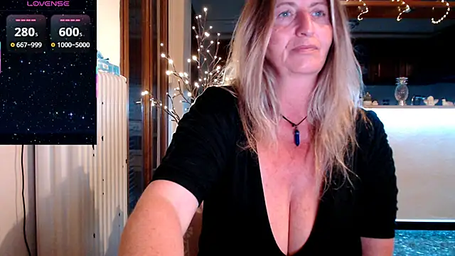 JennaDeluxe online show from 18, 3, 2026