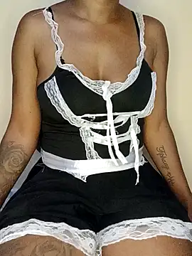 Mayah19 online show from 5, 3, 2025