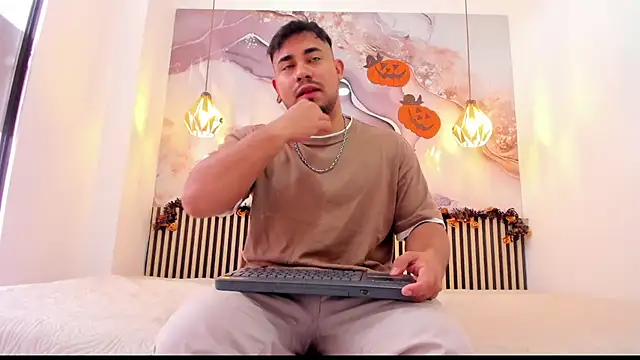 BrianMalonee online show from 4, 11, 2025