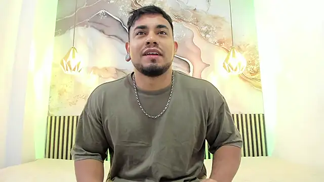 Snapshot of BrianMalonee chatting on 4, 2, 2026 BrianMalonee online show from 4, 2, 2026