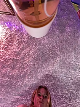 selenaluvv online show from 3, 4, 2026