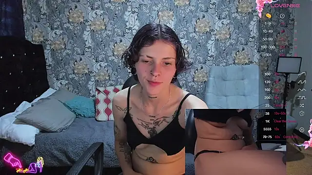 Snapshot of pretty_cristal69 chatting on 1, 7, 2026 pretty cristal69 online show from 1, 7, 2026