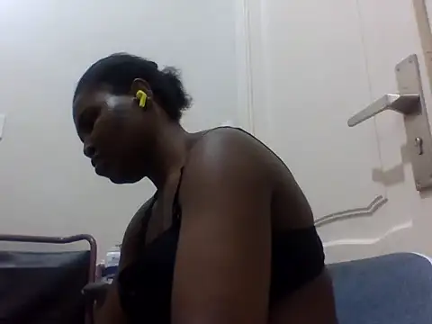 queenzuena online show from 20, 5, 2026