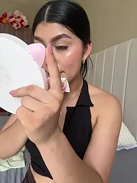 EmmaMartiinez online show from 4, 5, 2026
