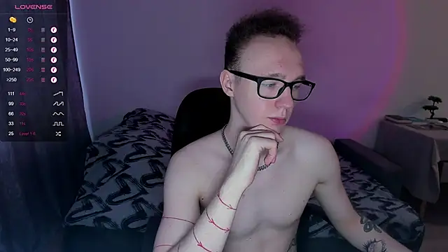Snapshot of Alex_silents chatting on 20, 1, 2025 Alex silents online show from 20, 1, 2025