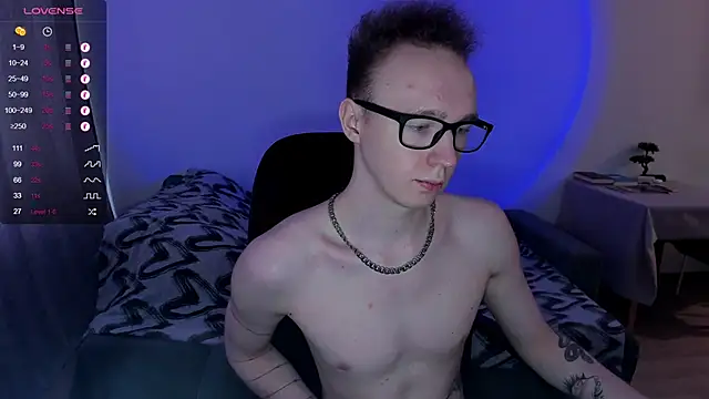 Snapshot of Alex_silents chatting on 27, 1, 2025 Alex silents online show from 27, 1, 2025