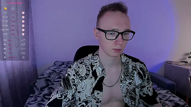 Snapshot of Alex_silents chatting on 9, 3, 2025 Alex silents online show from 9, 3, 2025