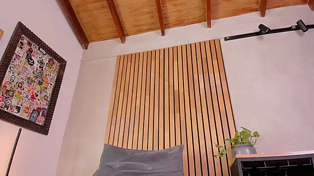 honeyhot69   online show from 24, 4, 2026