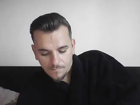 Huge cock22cm online show from 27, 9, 2025