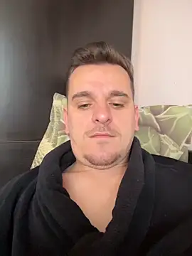 Huge cock22cm online show from 20, 3, 2026