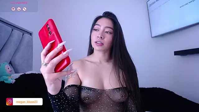 megan bluee23 online show from 1, 10, 2025