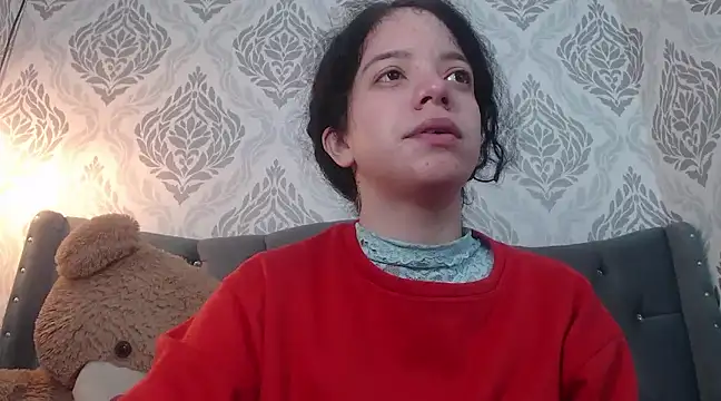 EmmaCowperr online show from 4, 3, 2025