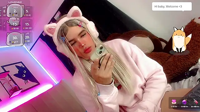 ladytslatina online show from 4, 3, 2025