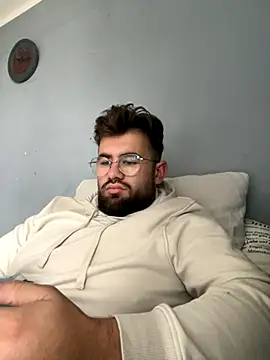 Snapshot of yxssxn24403 chatting on 13, 10, 2025 yxssxn24403 online show from 13, 10, 2025