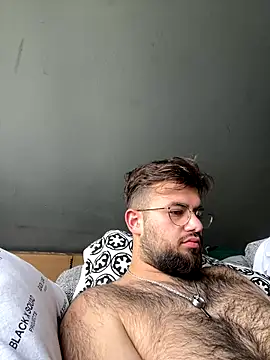 Snapshot of yxssxn24403 chatting on 15, 10, 2025 yxssxn24403 online show from 15, 10, 2025