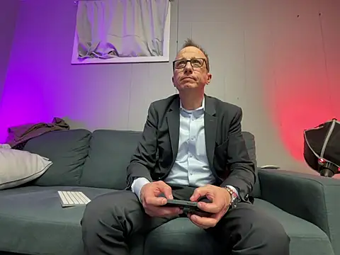 mouser21212 online show from 31, 1, 2025