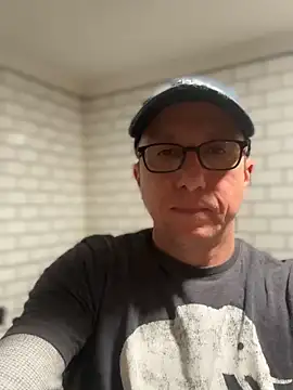 mouser21212 online show from 21, 2, 2025