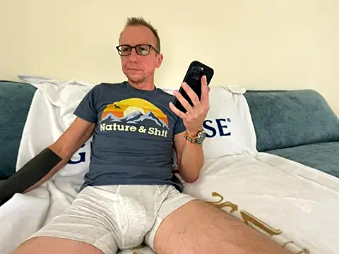 mouser21212 online show from 29, 10, 2025