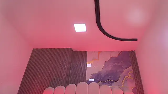 hot dione online show from 18, 12, 2025