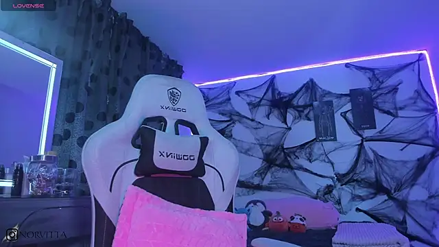 satanbabee online show from 4, 10, 2025