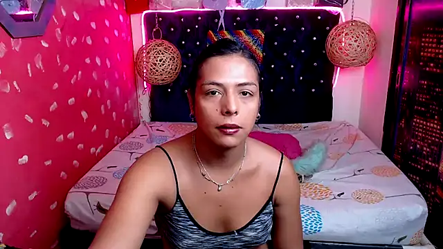 Snapshot of EmilyTsSweet chatting on 6, 2, 2025 EmilyTsSweet online show from 6, 2, 2025