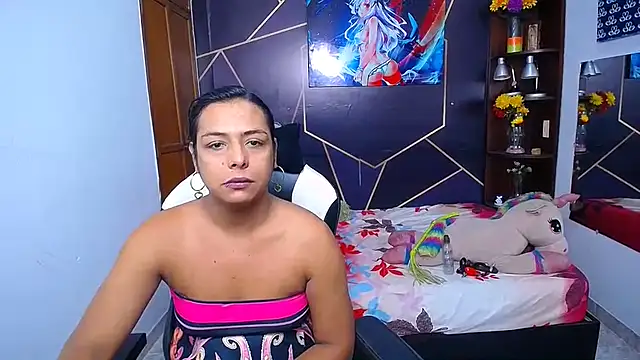 Snapshot of EmilyTsSweet chatting on 1, 10, 2025 EmilyTsSweet online show from 1, 10, 2025